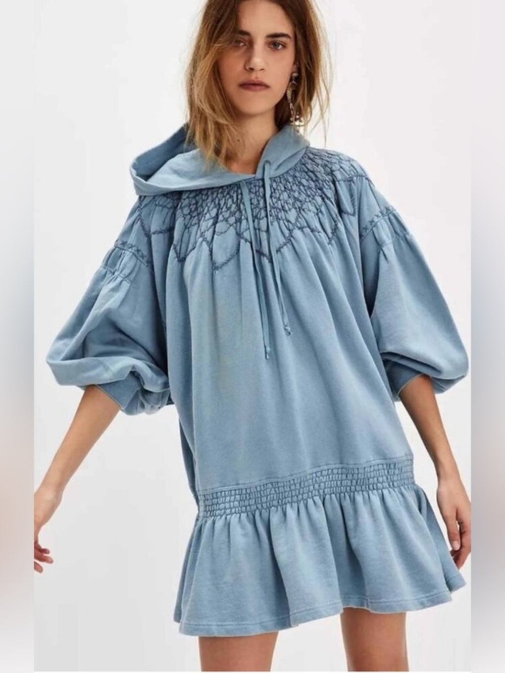 New Free People XS Marty Smocked Mini Sweatshirt Dress Hoodie Blue Embroidery - Picture 1 of 8